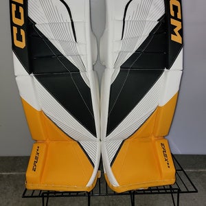 30+1" CCM Eflex 6.5 Goalie Leg Pads (New)