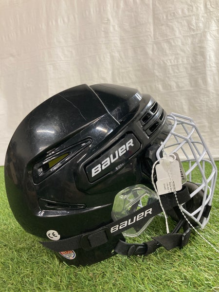 Black Medium Bauer Re-Akt 75 Helmet (Used)