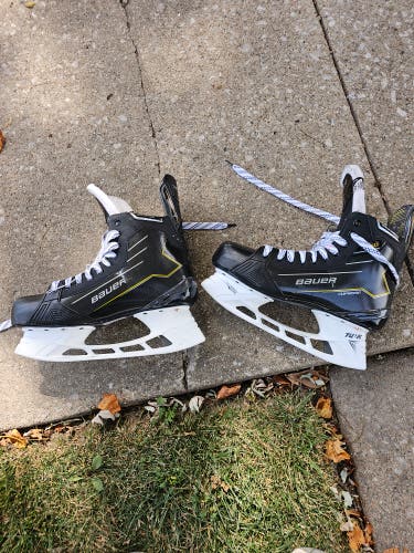 Bauer Supreme M40 Hockey Skates 13 (New)
