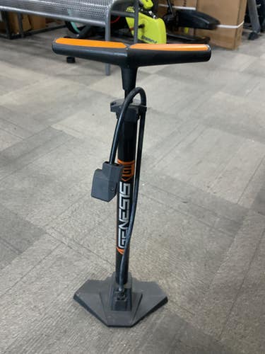 Used Genesis Bike Accessory 11614-S000220615