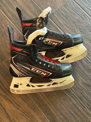 CCM JetSpeed FT470 Size 5-Upgraded Steel