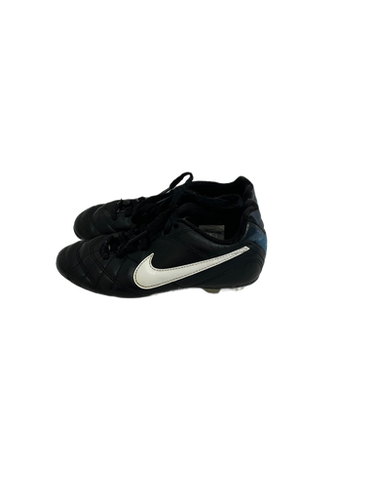 Used Nike TIEMPO Soccer Cleats Black Youth 13.5 11692-S000140718