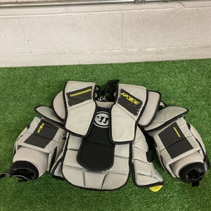 Junior Small / Medium Warrior RX3E+ Goalie Chest Protector (Used)