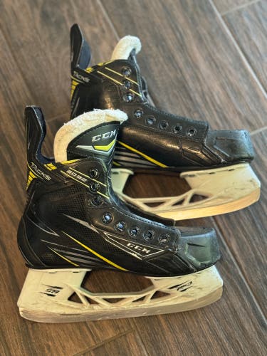 CCM Tacks 3092 Size 2.5