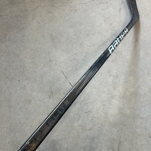 P28 77 Flex Senior Bauer Hyp2lite Left Hand Hockey Stick Pro Stock (Used)