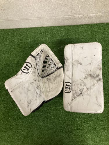 White Youth Warrior Ritual G6 Goalie Gloves & Blockers Regular (Used)