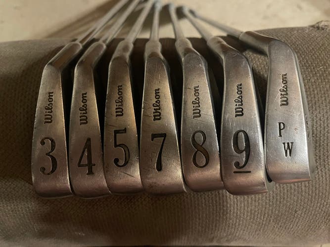 Men's Wilson 1 iron Right Handed Regular Flex Steel Shaft (Used)