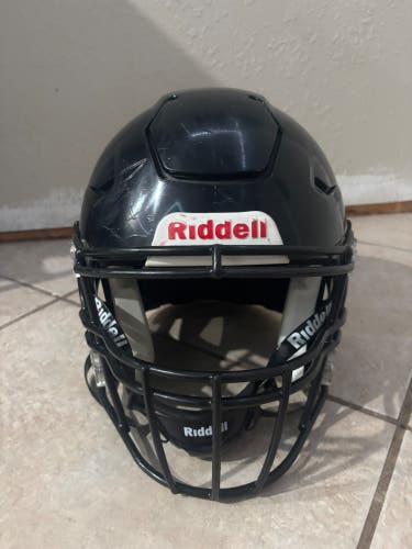 Adult Extra Large Riddell SpeedFlex Helmet (Used)