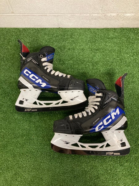 Senior CCM Jetspeed XTRA SE Hockey Skates Regular Width 7 (Used)