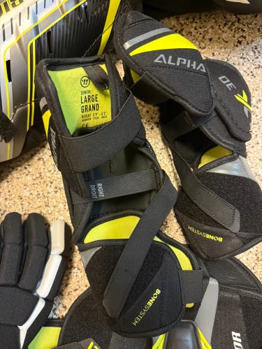 Senior Large Warrior Alpha Pro Elbow Pads (Used)