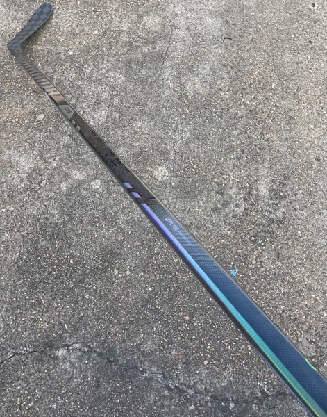 Warrior Covert QR6 PRO Pro Stock Hockey Stick Right W28 75 FLEX 14165