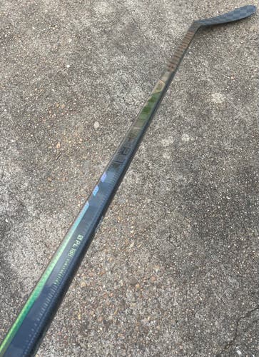 Warrior Covert QR6 PRO Pro Stock Hockey Stick Right W28 80 FLEX 14387