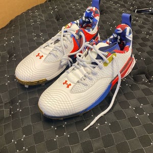 Brand New Mike Trout World Classic Team USA Size 10 Men's Youth Baseball Metal Spikes Never Worn