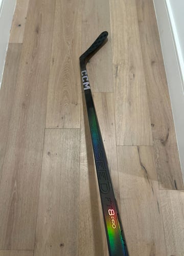Senior CCM JetSpeed FT8 Pro, P90TM, Right, Flex 75, Black Color (New)