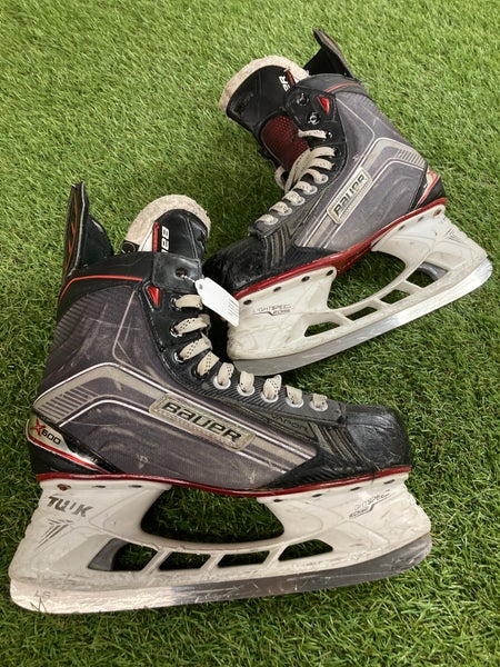 Senior Bauer Vapor X600 Hockey Skates Regular Width 7 (Used)