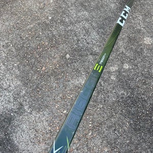 CCM RibCor Trigger ASY Pro Stock Hockey Stick 85 Flex MALKIN PRO curve Left 14610