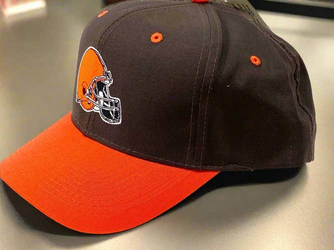 Cleveland Browns Vintage Late '90s NFL Embroidered Replica NOS Logo Athletic Snapback (New)