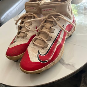 White Men's Size M 9.5 (W 10.5) Adult Nike Alpha Huarache Elite High Top Metal (Used)