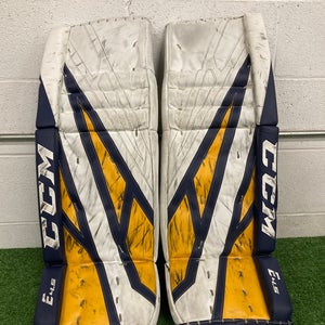 White 30" Intermediate CCM Eflex 4.5 Goalie Leg Pads (Used)