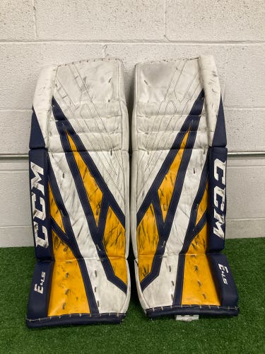 White 30" Intermediate CCM Eflex 4.5 Goalie Leg Pads (Used)