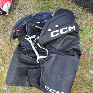 Large Senior CCM Tacks AS 580 Hockey Pants (Used)