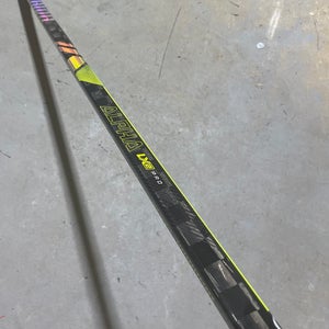 Warrior Alpha LX2 Pro Right Handed W28 Pro Stock Hockey Stick 7204