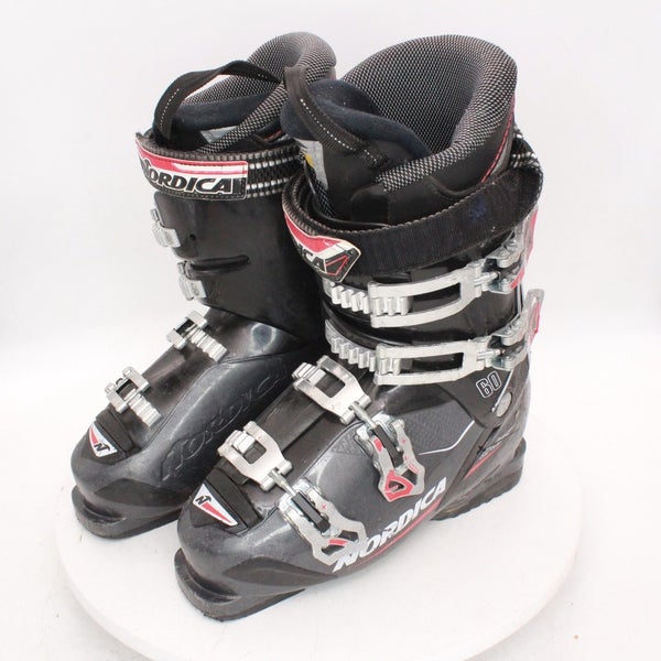 Nordica Cruise NFS 60 Ski Boots - Size 7 / Mondo 25 Used