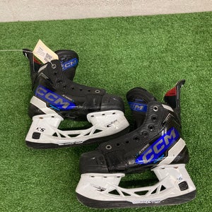 Junior CCM Jetspeed XTRA PLUS Hockey Skates Size 1 (Used)