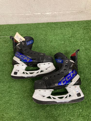 Junior CCM Jetspeed XTRA PLUS Hockey Skates Size 1 (Used)