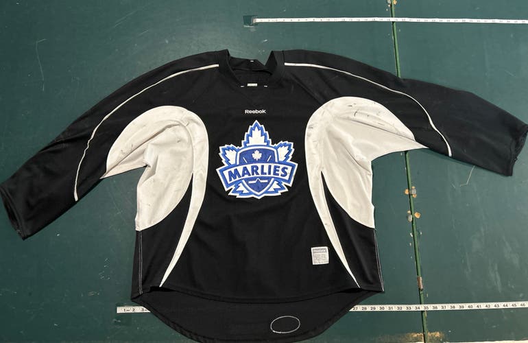 Black Goalie Cut Men's CCM Jersey (Used)