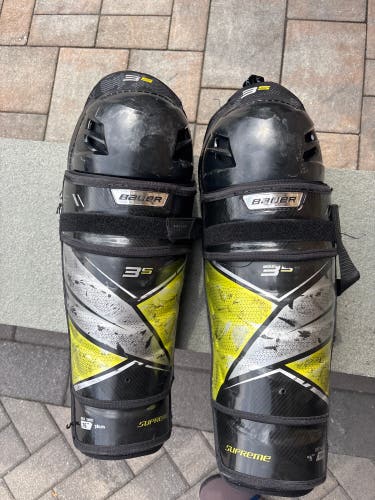 Senior Bauer Supreme 3S 15" Shin Pads (Used)