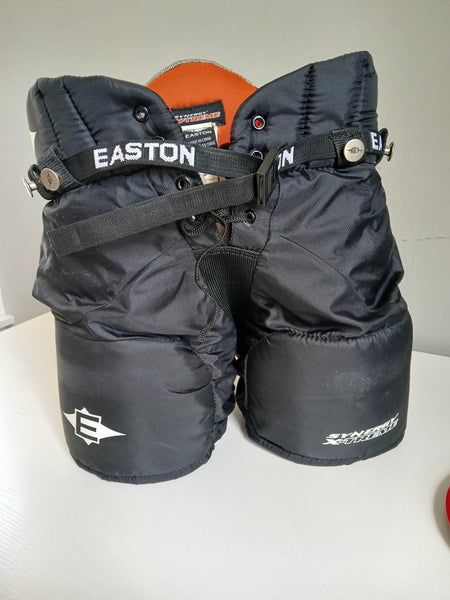 Boy's Youth Medium Easton Xtreme Hockey Pants (Used)