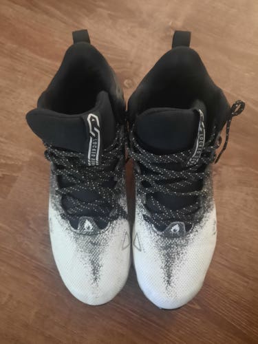 Men's Size M 9.0 (W 10.0) Under Armour High Top (Used)