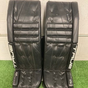 Black 31" Intermediate True Catalyst 7X3 Goalie Leg Pads (Used)