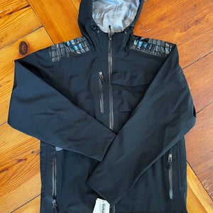 SYNC shelter shell jacket