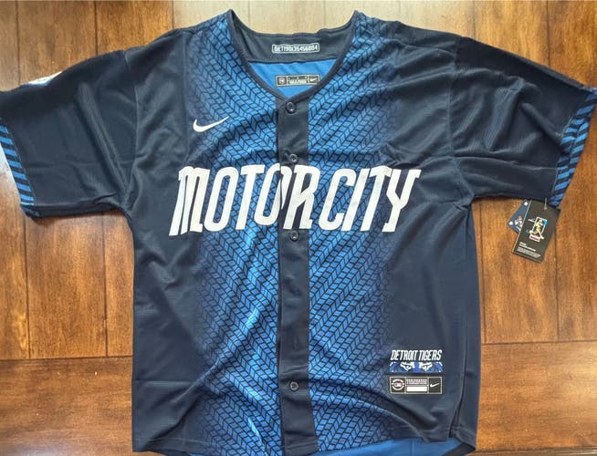Detroit Tigers City Connect Motor City Kerry Carpenter Adult Large NWT
