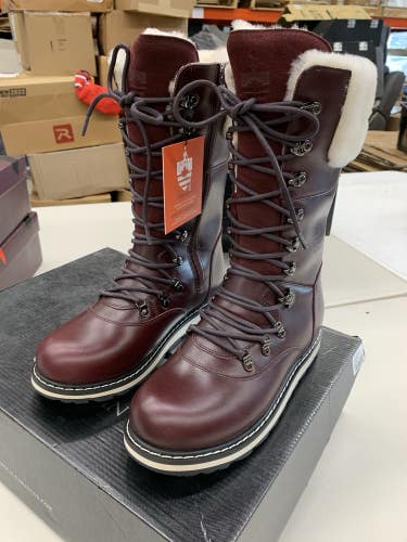 Royal Canadian Castlegar Winter Boot Women's Size 9 9.5 Burgundy/Bordeaux