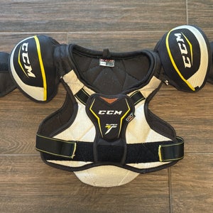 CCM Supertacks Shoulder Pads-Youth Large