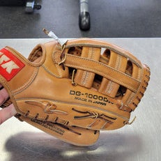 Used SSK DG-1000DX JAPAN BB/SB Glove RH Throw None 12" 11497-C000151732