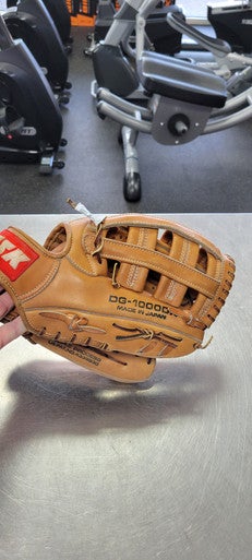 Used SSK DG-1000DX JAPAN BB/SB Glove RH Throw None 12" 11497-C000151732