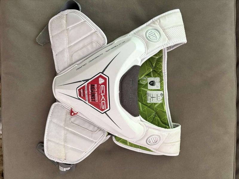 Large Adult Maverik M5 Shoulder Pads