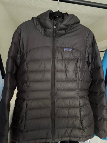 Black Women's Large Patagonia Jacket (Used)