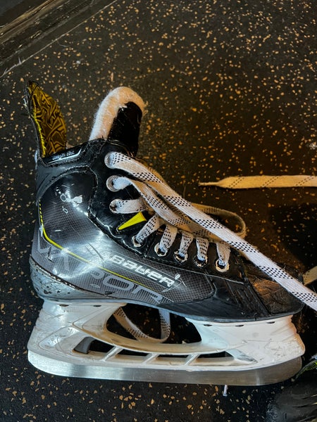 Bauer Vapor 3X Hockey Skates Size 3.5 (Used)
