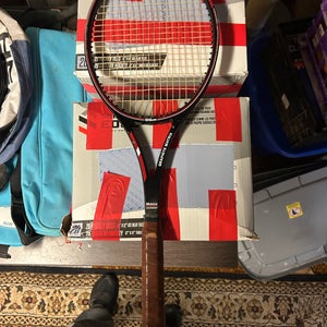 Wilson Midsize Graphite Matrix Tennis Racquet (Used)