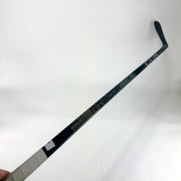 Used Left CCM Ribcor Trigger 8 Pro | 85 Flex P90 Curve Grip | E627