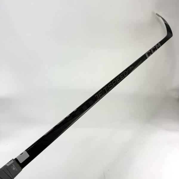 Used Right CCM Jetspeed FT7 Pro | 80 Flex Mackinnon Pro Curve Grip | E612