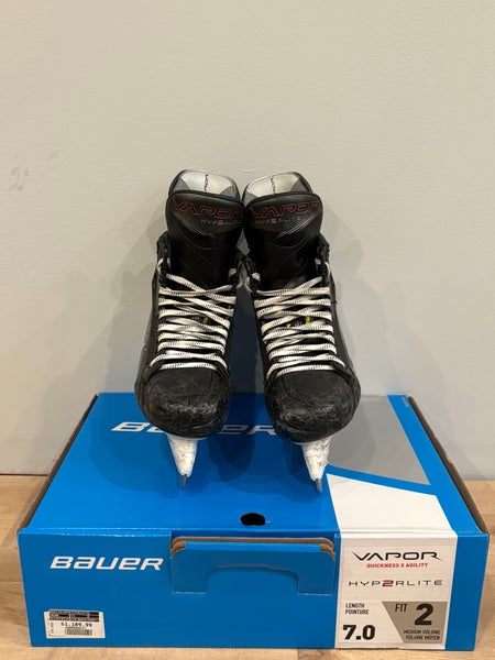 2023 Bauer Vapor Hyperlite 2 Hockey Skates 7 (Used)