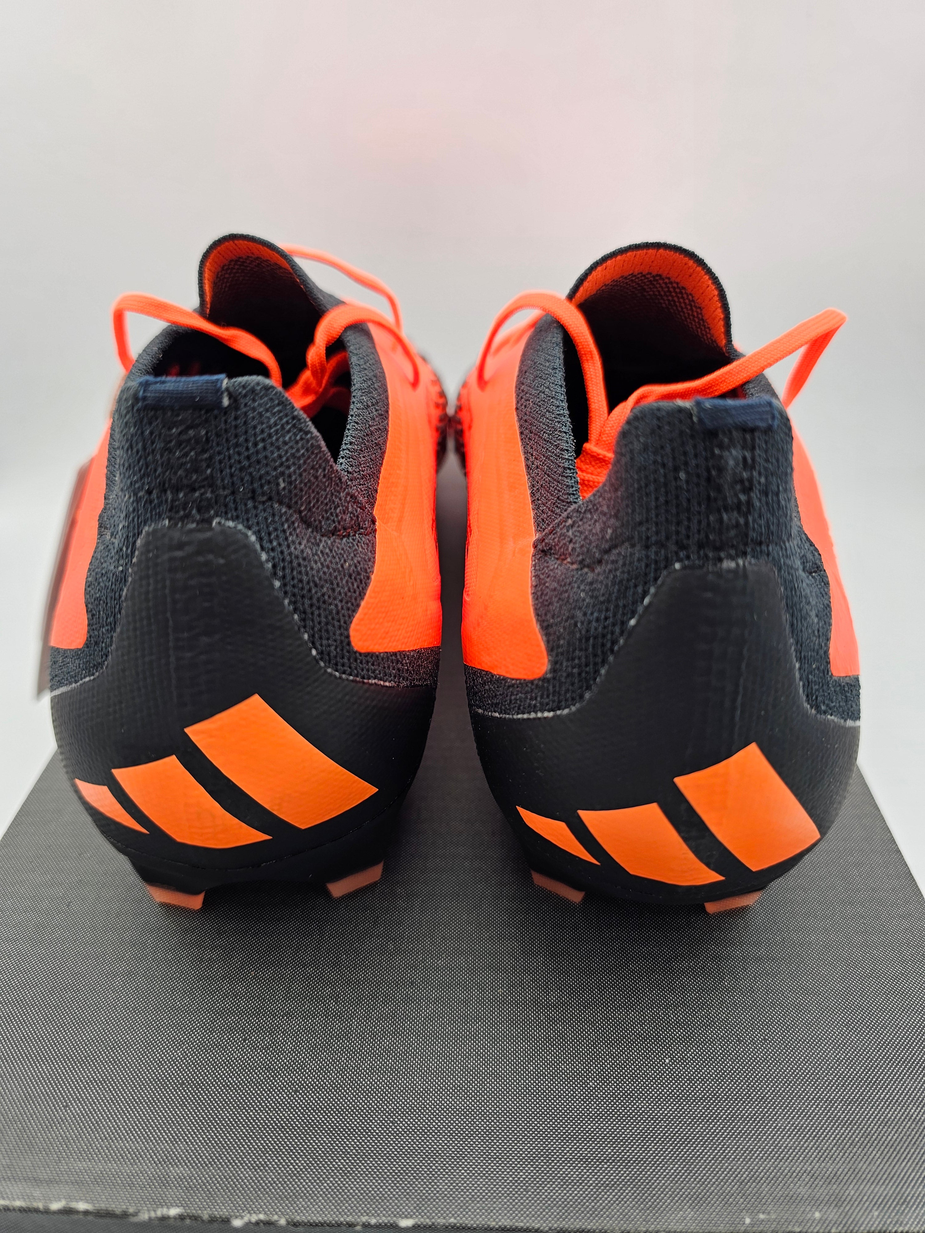 New Adidas Predator Accuracy.1 Low \'Heatspawn Pack\' Soccer Cleats Mens Size 9 Adidas Predator Accuracy.1 Low Firm Ground Cleats Soccer  main image 3