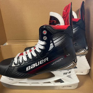 NEW Bauer Vapor X4 Hockey Skates 7.5 Fit 3