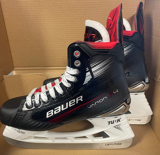 NEW Bauer Vapor X4 Hockey Skates 8.5 Fit 3